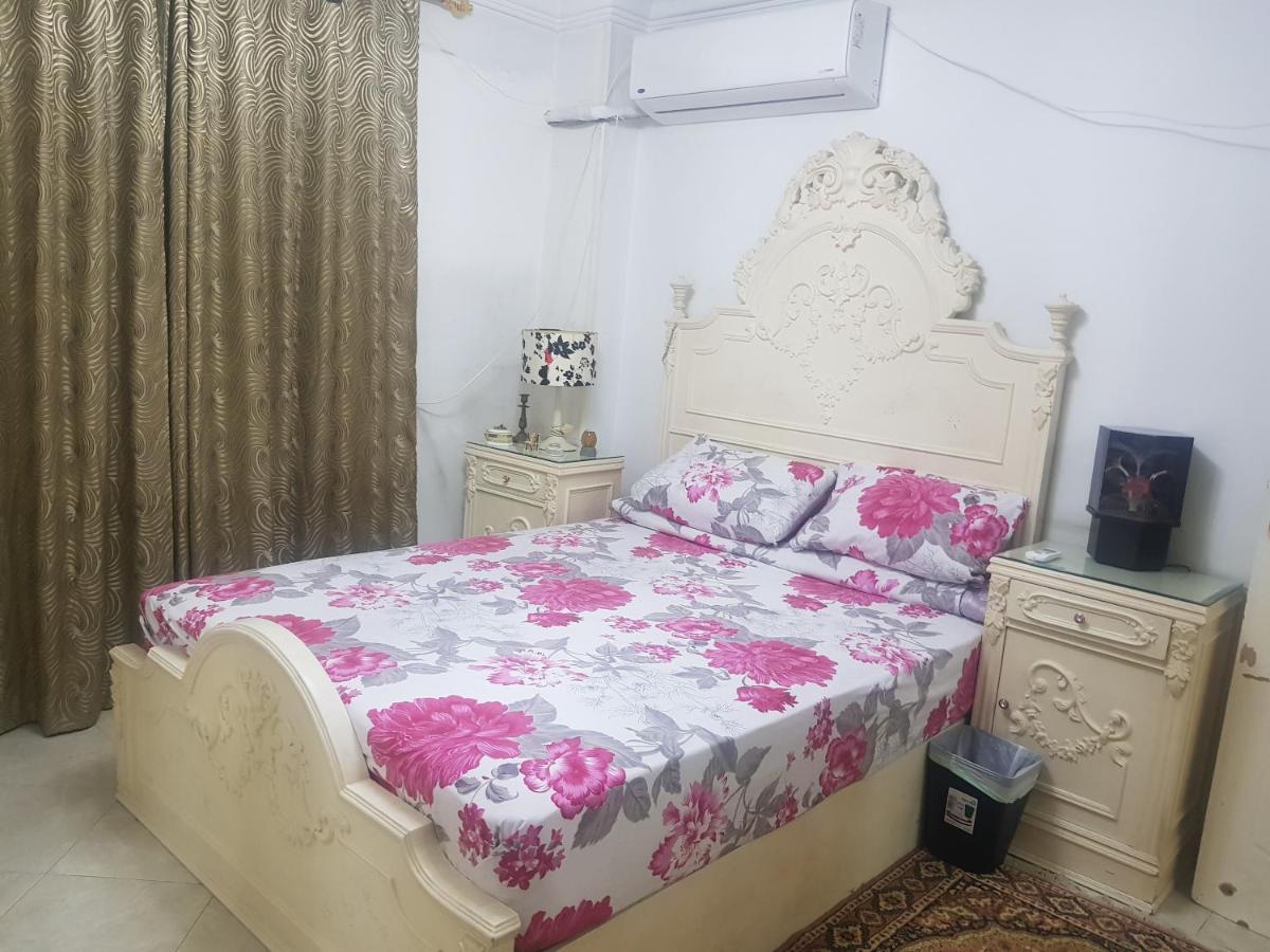 Elegant Apartment In Sheraton Heliopolis Il Il Cairo Esterno foto