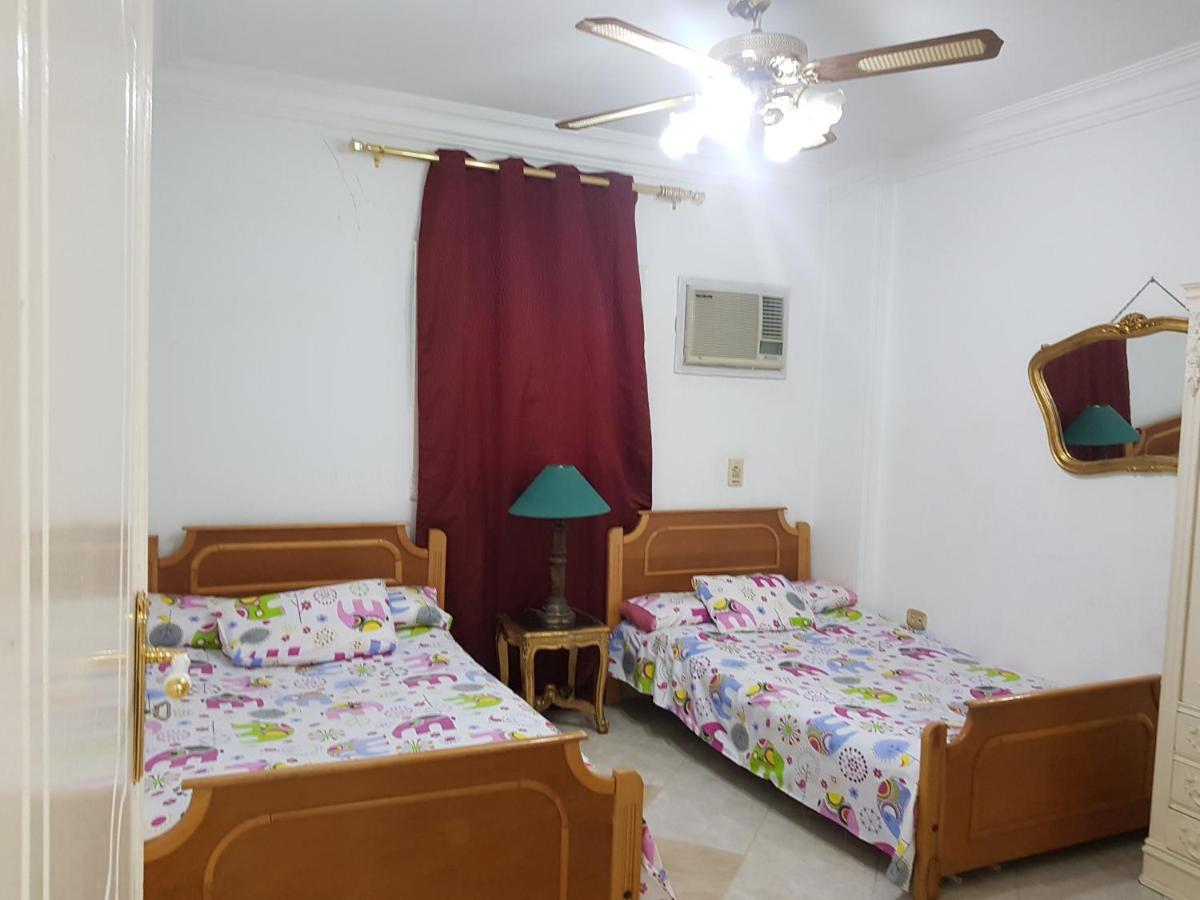 Elegant Apartment In Sheraton Heliopolis Il Il Cairo Esterno foto