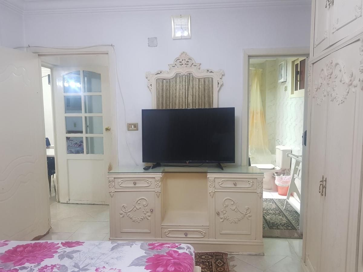 Elegant Apartment In Sheraton Heliopolis Il Il Cairo Esterno foto