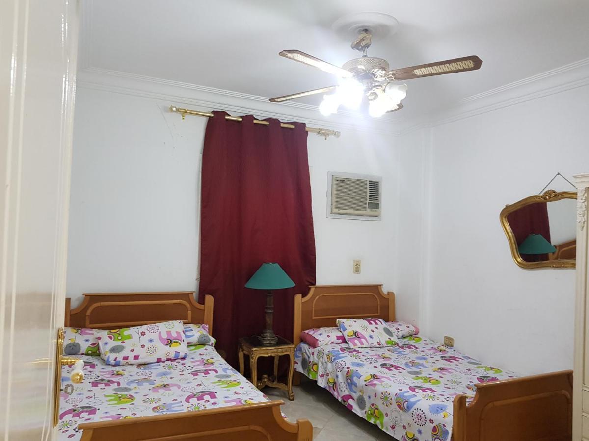 Elegant Apartment In Sheraton Heliopolis Il Il Cairo Esterno foto