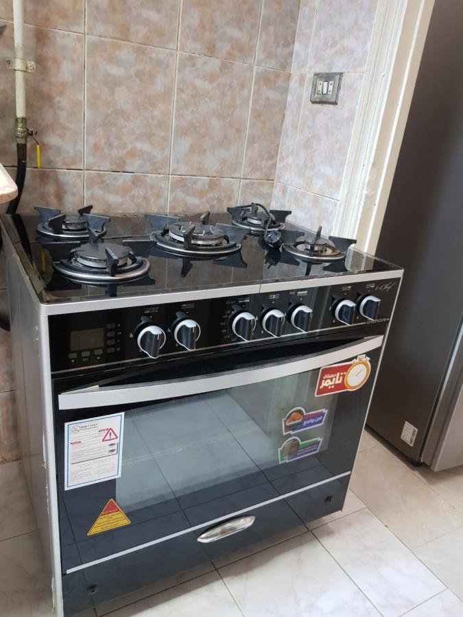 Elegant Apartment In Sheraton Heliopolis Il Il Cairo Esterno foto