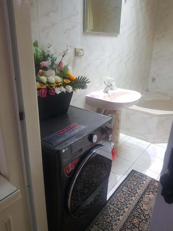 Elegant Apartment In Sheraton Heliopolis Il Il Cairo Esterno foto