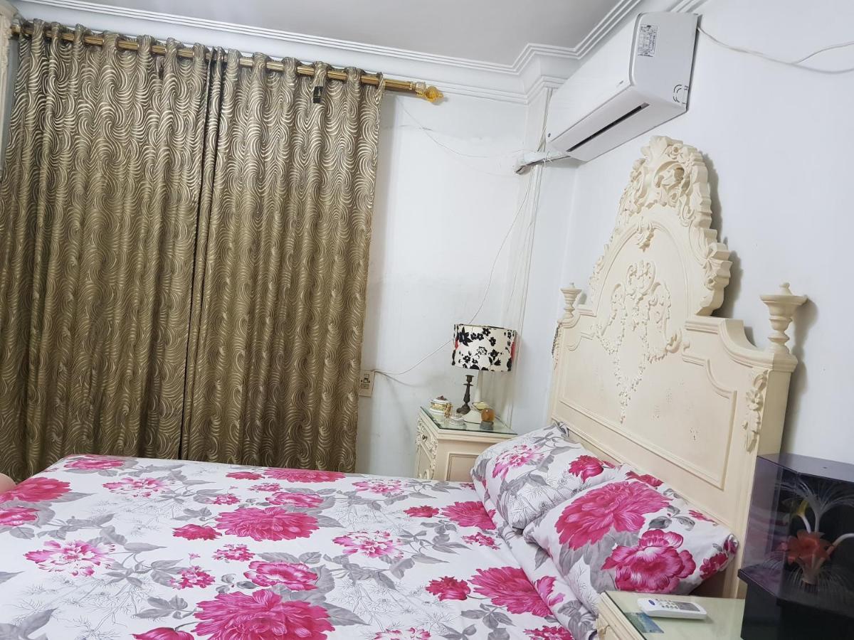 Elegant Apartment In Sheraton Heliopolis Il Il Cairo Esterno foto