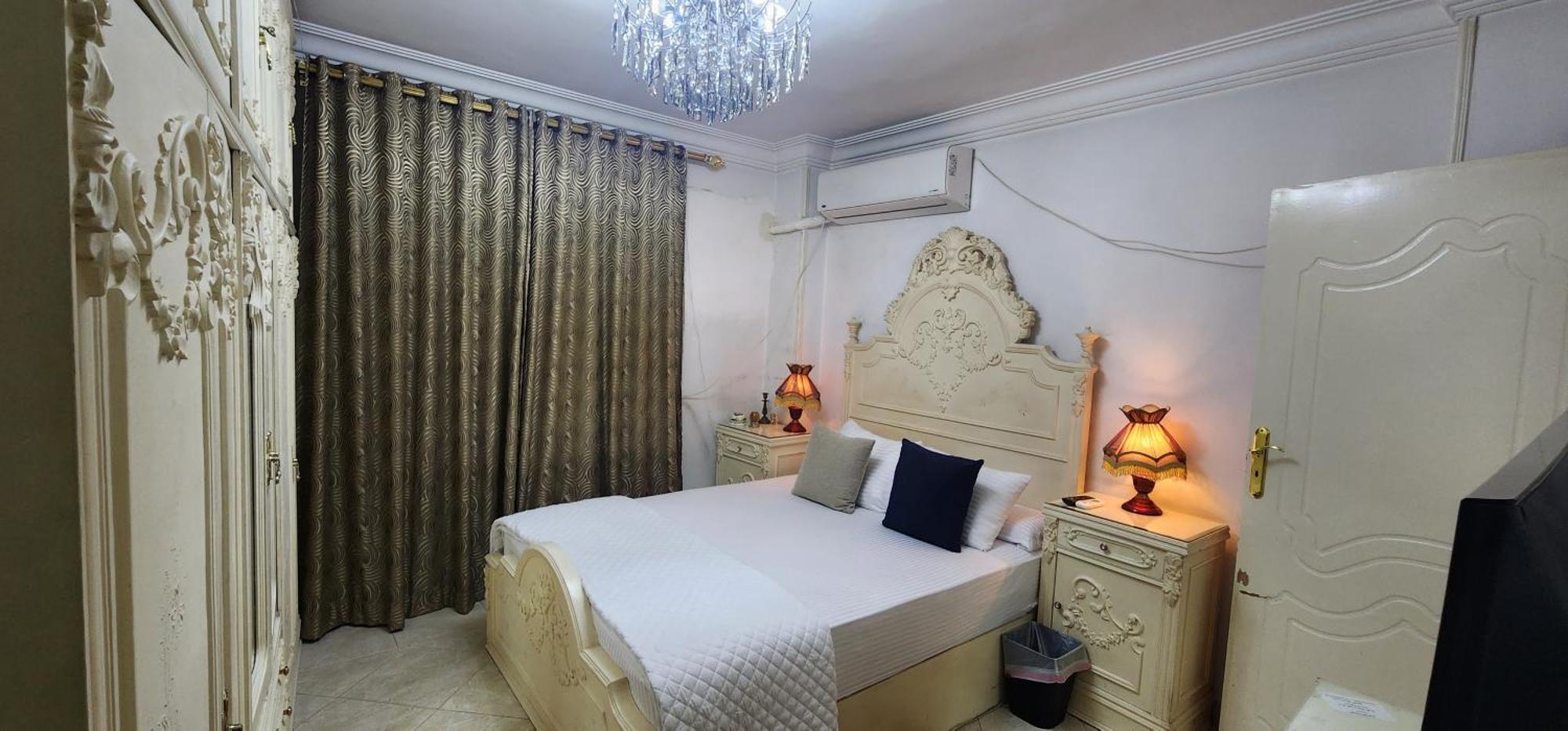 Elegant Apartment In Sheraton Heliopolis Il Il Cairo Esterno foto
